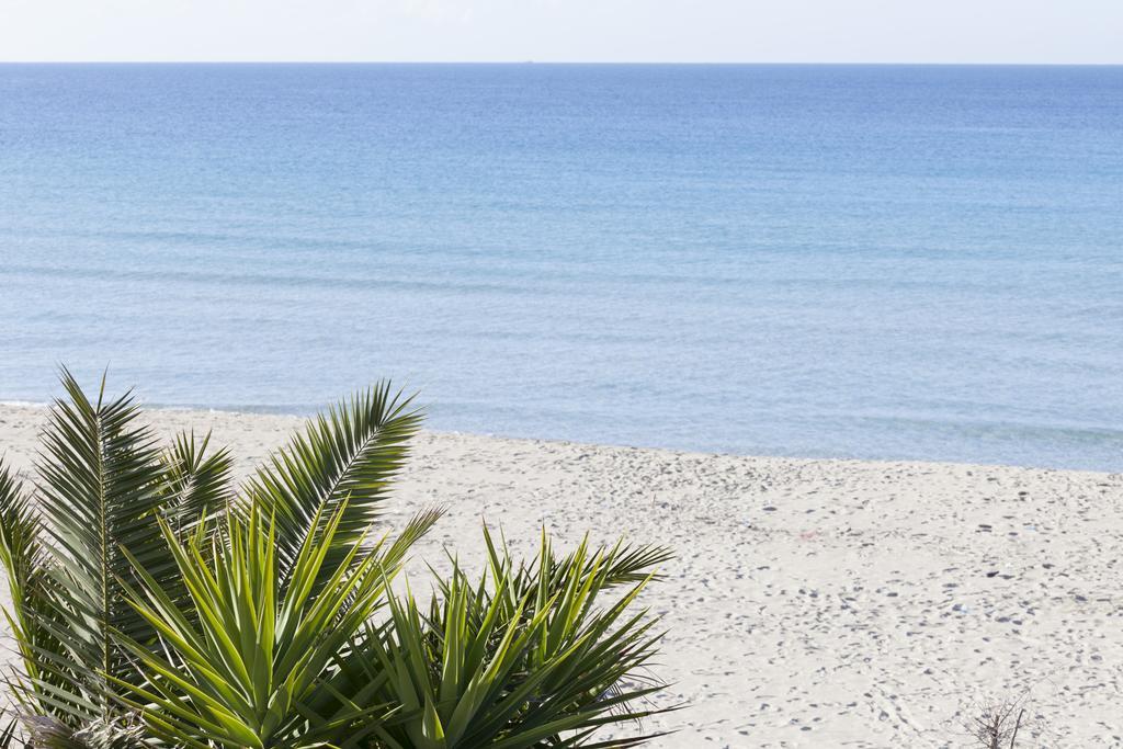 Sud Beach Hotel Fronte Mare By Ria Hotels Marina Di Pulsano Quarto foto